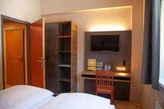 eingang-doppelzimmer-jufa-hotel-mariazell-sigmundsberg-1440x960